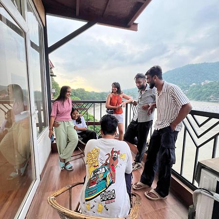 Albergue Joey'S By The Ganges Rishīkesh Exterior foto